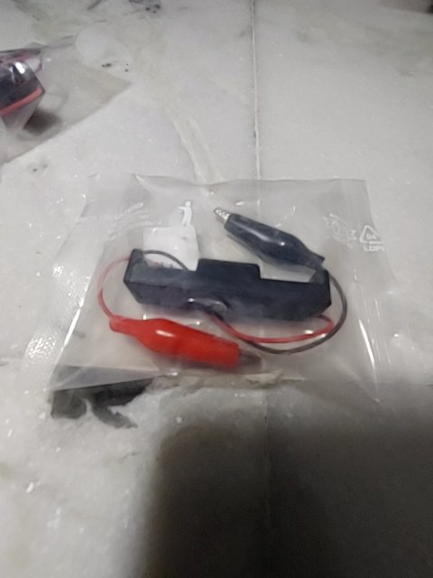 AAA battery Box single alligator clips