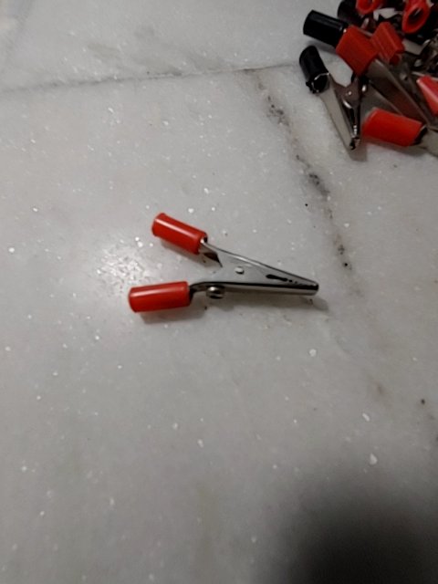 Alligator clips black and red type B