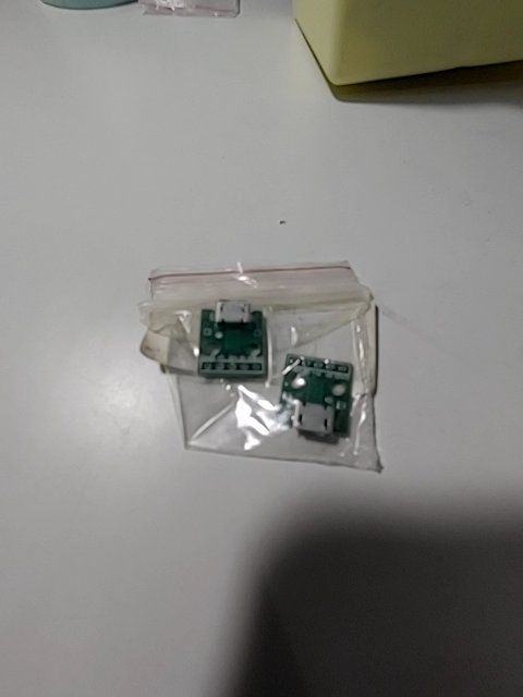 Micro USB plug adapter