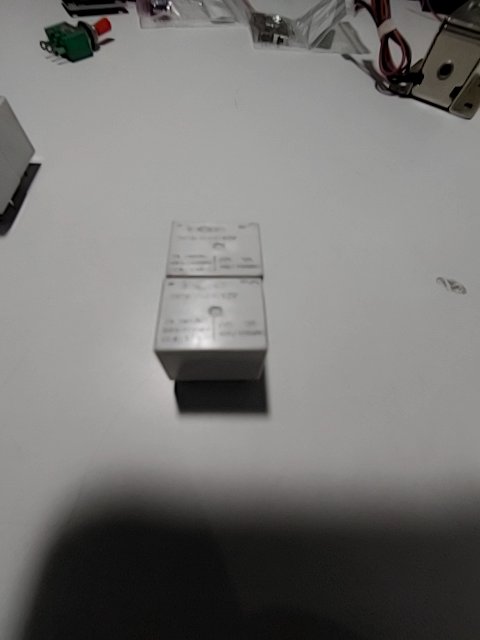 Relay only 5v